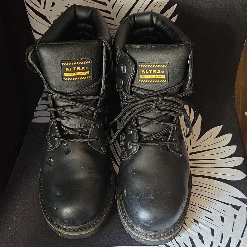 Altra Men's CSA Work Boots